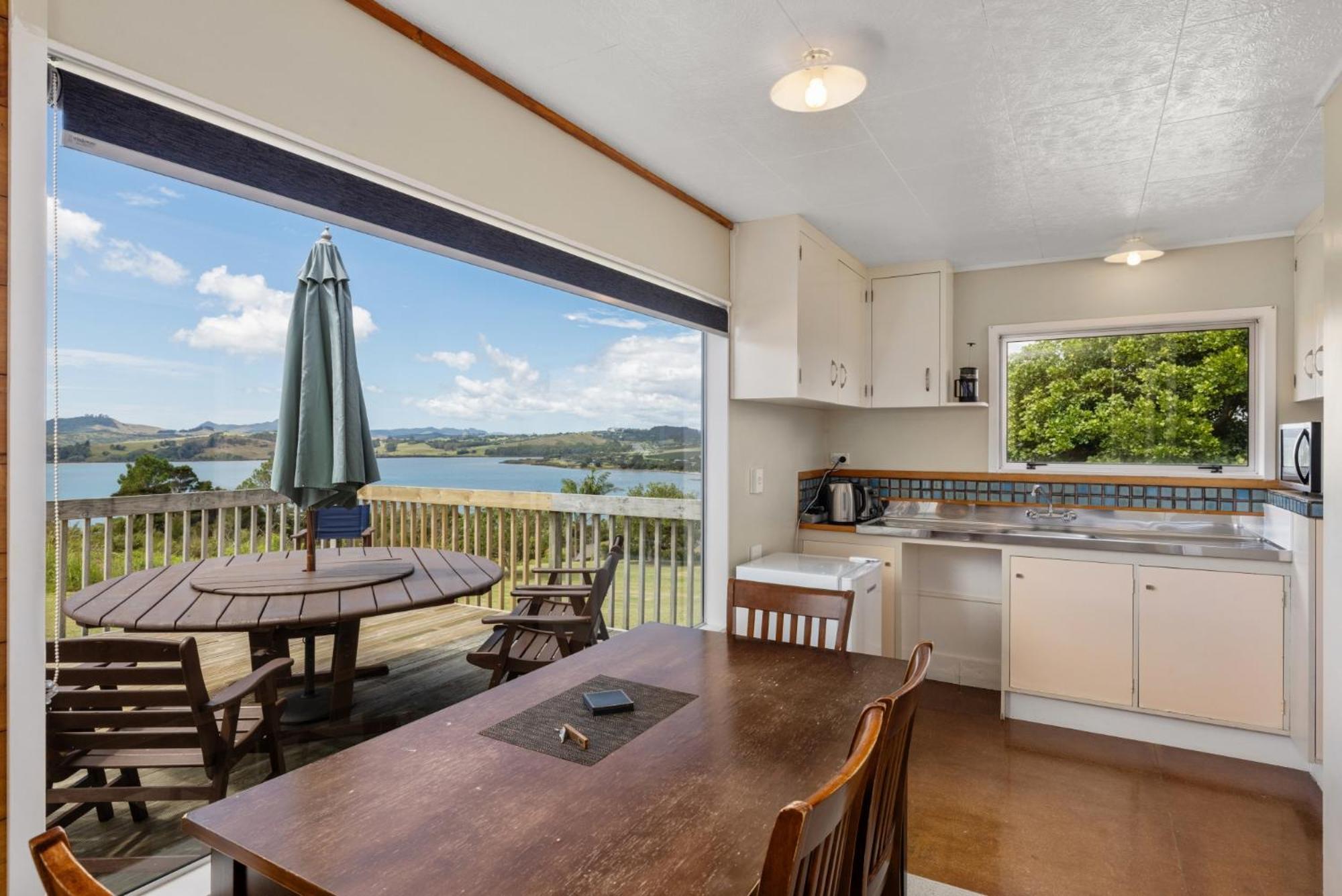 Ranui Lodge Mangonui Bagian luar foto